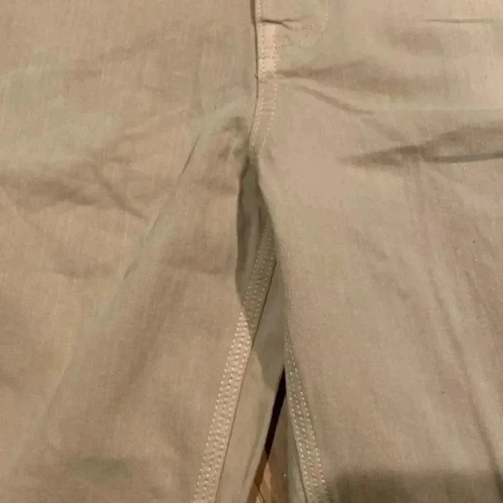 Banana Republic factory 8.5